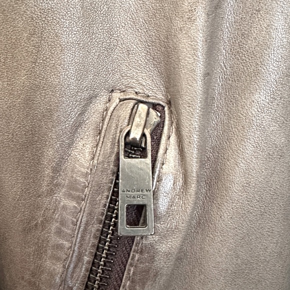 Andrew Marc - Leather Grey Jacket (Size L) - Picture 4 of 7